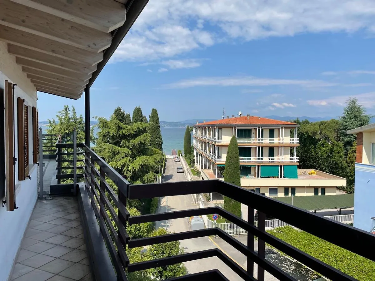Residence Alexandra Stay Sirmione Italy