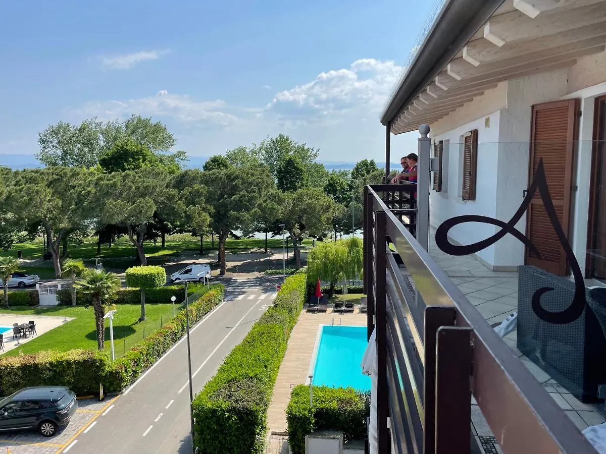 Residence Alexandra Stay Sirmione Aparthotel