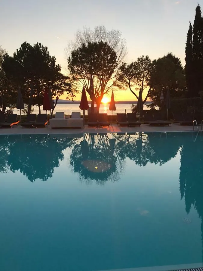 Residence Alexandra Stay Sirmione Italy